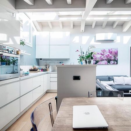 Апартаменты Joivy Isotta'S House With 2 Cosy Balconies Комо Экстерьер фото